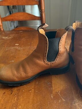 Blundstone 2215 in Camel